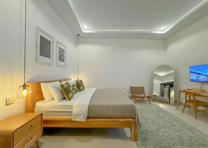 Stylish 2br With Private Pool & Fast Wifi In Center - Kuku * チャングー